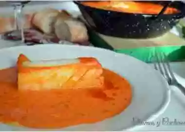 BACALAO EN SALSA DE PIMIENTOS CONFITADOS