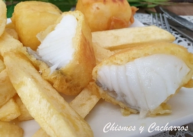 BOCADITOS DE BACALAO CON PATATAS FRITAS