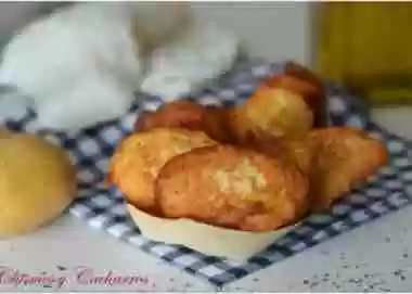 PASTELITOS DE BACALAO